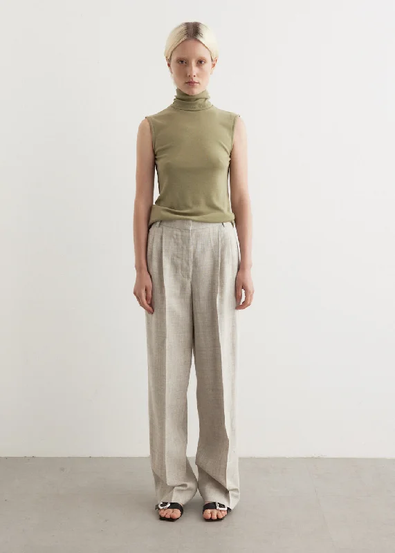 Wide Leg Pleated Trousers