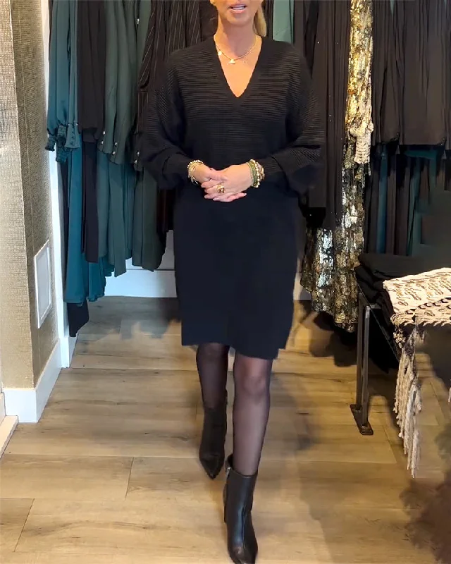 TastyHottie - V-Neck Solid Color Sweater Dress