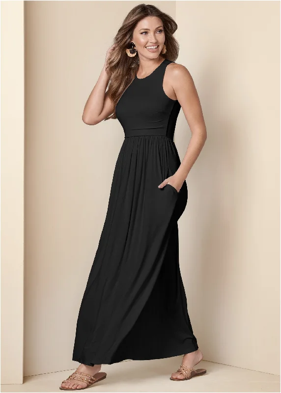 Maxi Dress With Pockets - Black